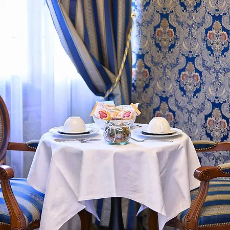 Πανσιόν Ai Cherubini 4*