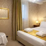 アイ チェルビーニ 4* ヴェネツィア