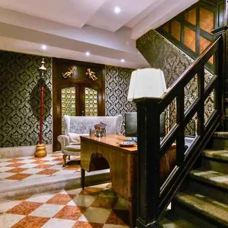 Ai Cherubini 3* Veneza