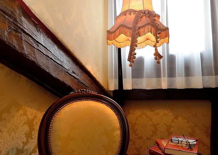 ゲストハウス アイ チェルビーニ 3*