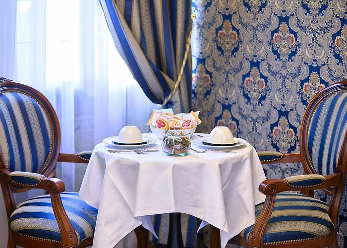 招待所 埃尔凯鲁比尼旅馆 3*