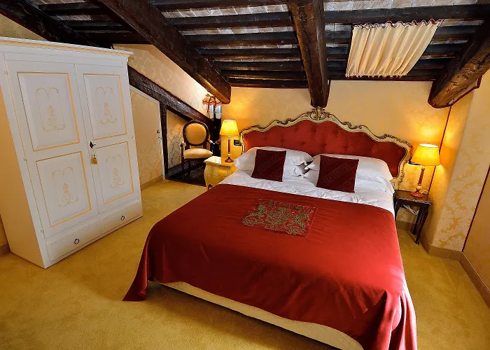 招待所 埃尔凯鲁比尼旅馆 3*